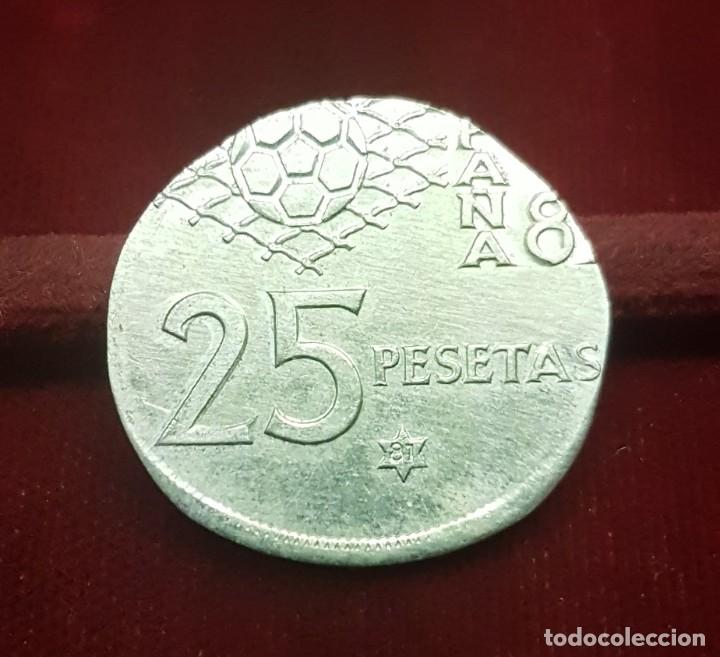 Monedas con errores: Espa&ntilde;a Error 25 Pesetas 1981 Acu&ntilde;ada en cospel 50 C&eacute;ntimos SC- aUNC - Foto 1