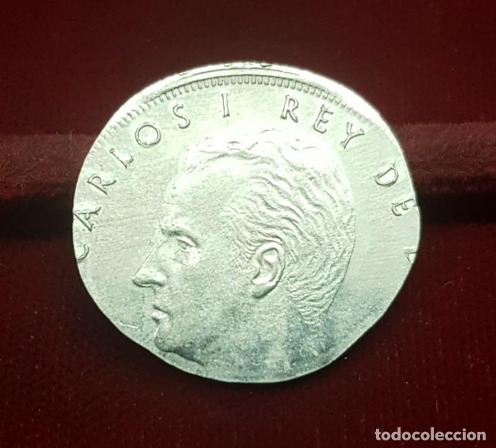 Monedas con errores: Espa&ntilde;a Error 25 Pesetas 1981 Acu&ntilde;ada en cospel 50 C&eacute;ntimos SC- aUNC - Foto 2