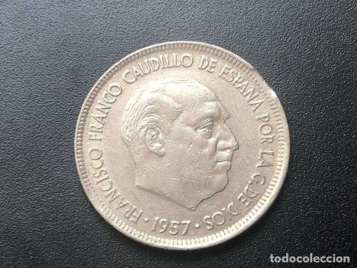 Monedas con errores: 5 pesetas 1957*68 varios errores - Foto 1