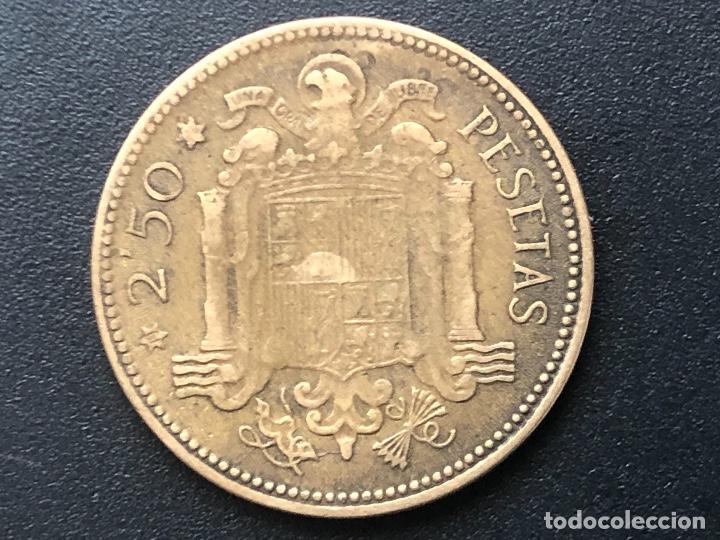 Monedas con errores: 2,5 pesetas 1953 varios errores - Foto 2