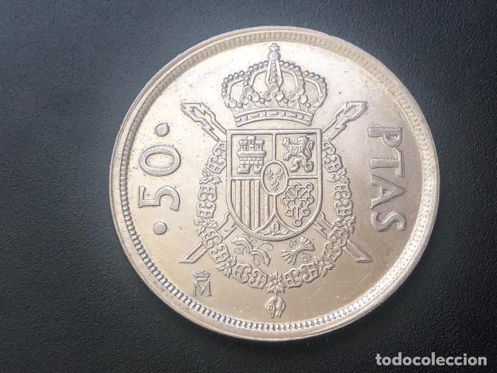 Monedas con errores: 50 pesetas 1982 - Foto 2