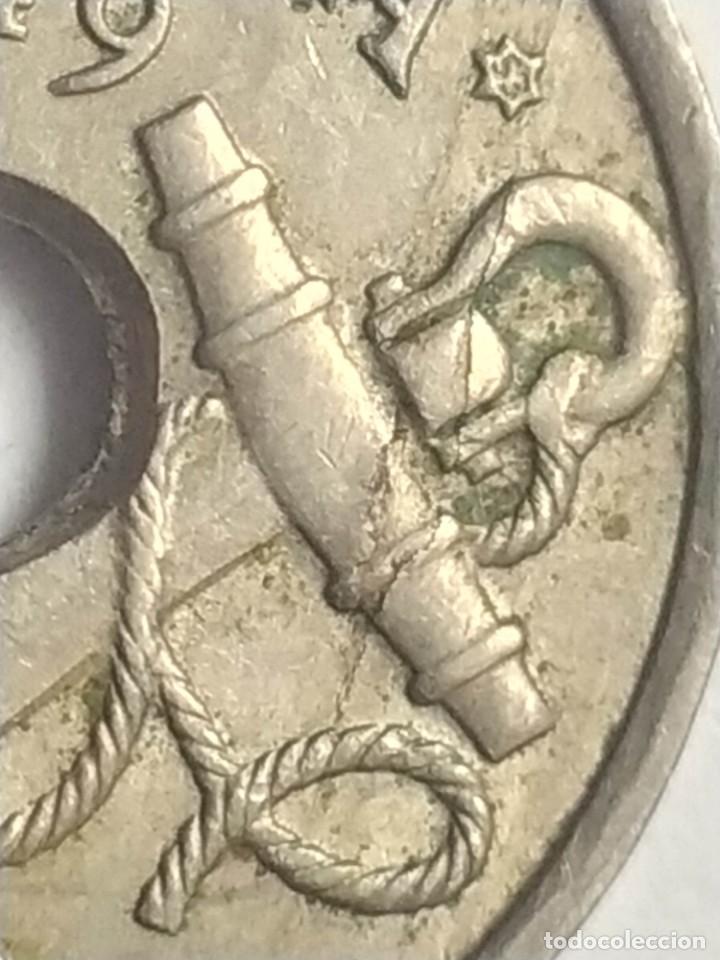 Monedas con errores: ## Errores y variantes # 50 C&eacute;ntimos 1949 *53 Agrietada ## - Foto 1