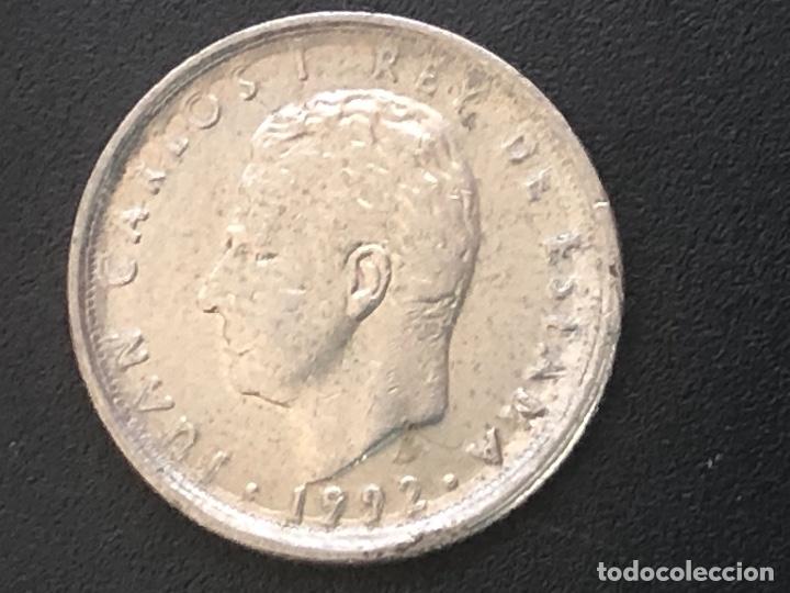 Monedas con errores: 10 pesetas 1992 - Foto 1