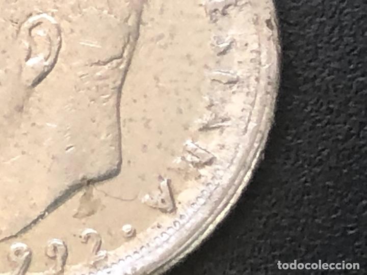 Monedas con errores: 10 pesetas 1992 - Foto 2