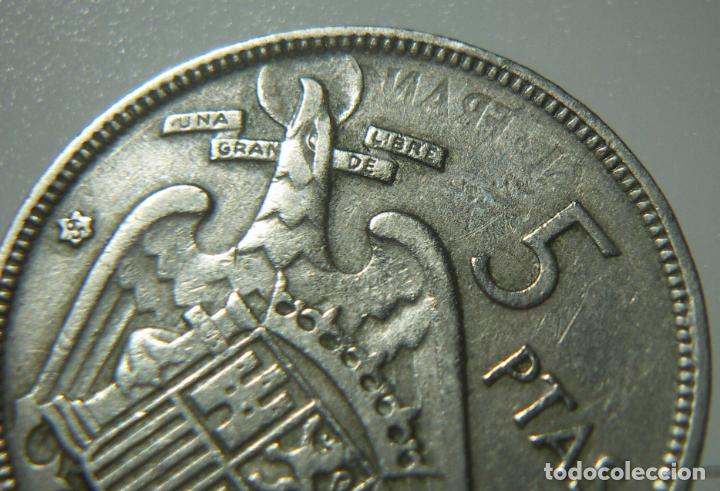 Monedas con errores: Moneda de 5 pesetas Estado Espa&ntilde;ol 1957*65 Error Repinte nitido - Foto 2