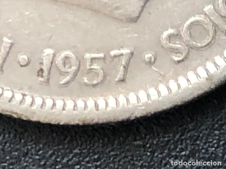 Monedas con errores: 5 pesetas 1957 remarcada y exceso metal - Foto 2