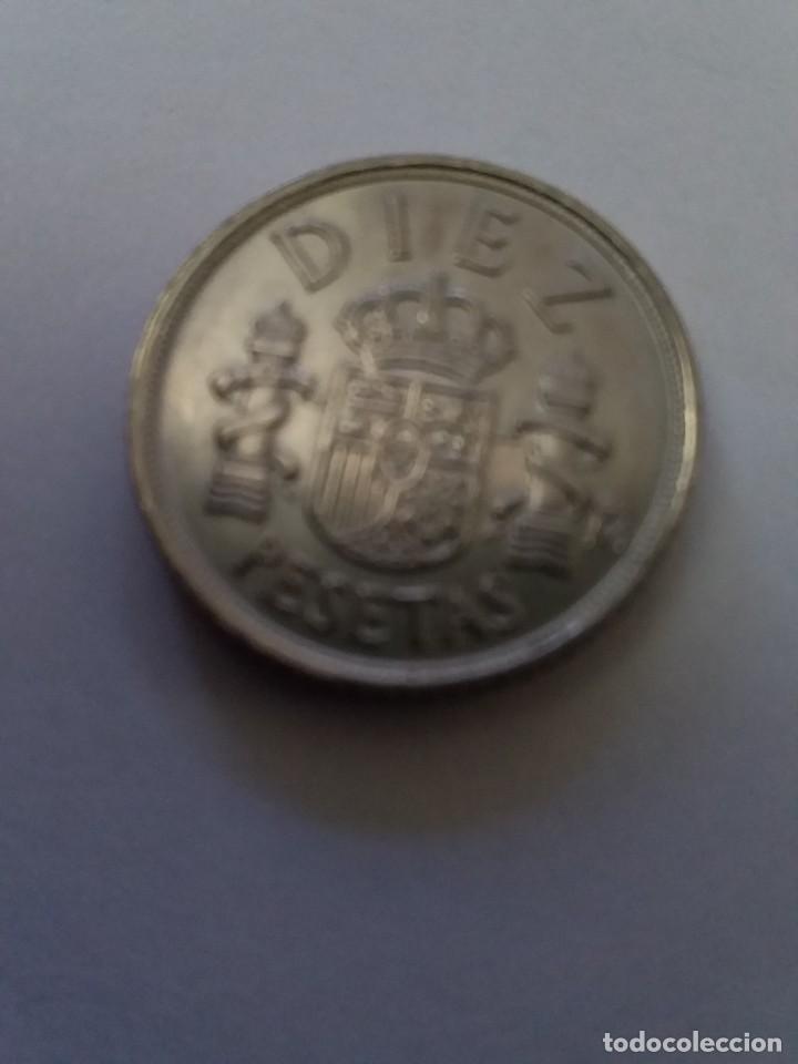 Monedas con errores: ERROR EN MONEDA de 10 pesetas a&ntilde;o 1983 material color azulada sin circular - Foto 2