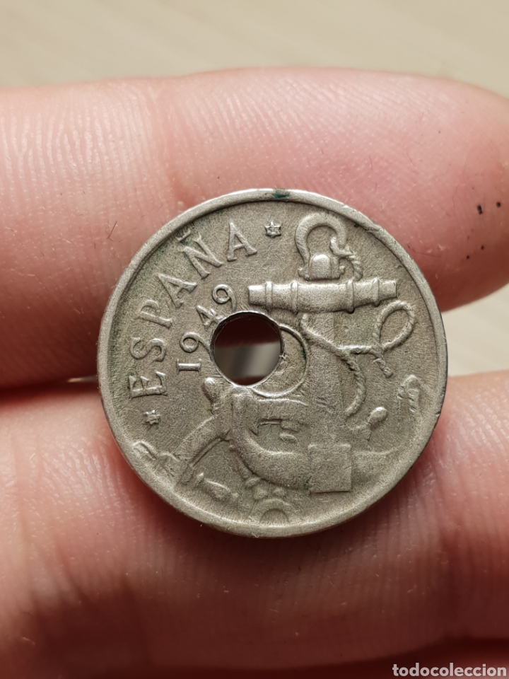 Monedas con errores: ERROR AGUJERO DESPLAZADO. 50 CENTIMOS 1949 *19*54 - Foto 1