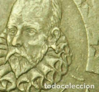 Monedas con errores: ESPA&Ntilde;A ERROR VARIANTE 1999 - 20 C&Eacute;NTIMOS ESPA&Ntilde;A - PENDIENTE - EMPASTE OREJA (V6) - Foto 1
