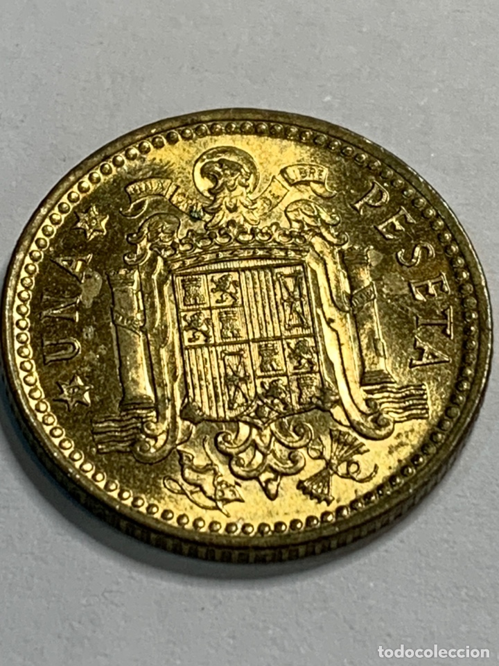 Monedas con errores: Moneda 1 PTS &eacute;poca de Franco sin una de las caras. - Foto 1