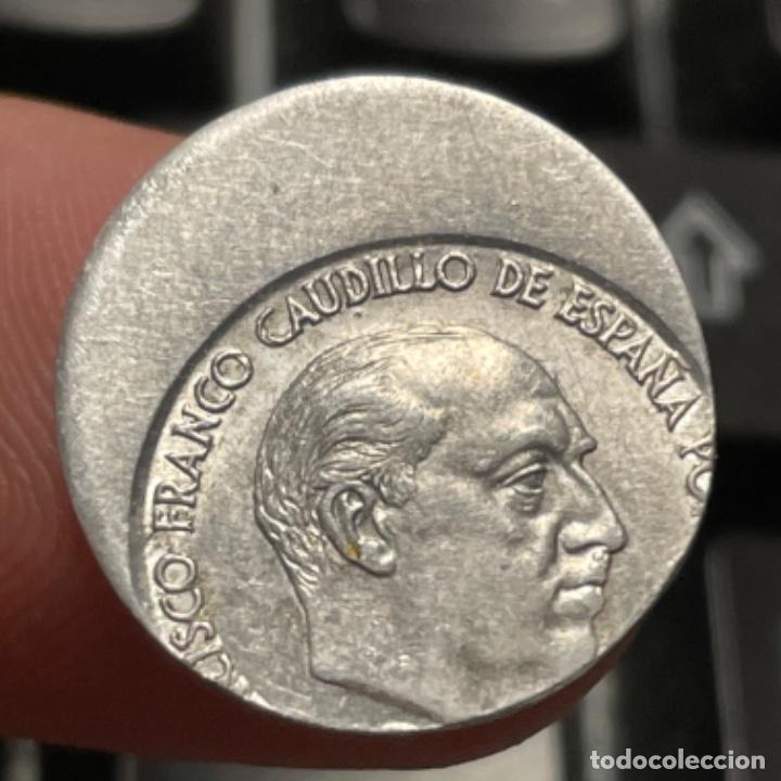 Monedas con errores: Error en moneda de 10 c&eacute;ntimos de 1959 acu&ntilde;aci&oacute;n muy desplazada - Foto 4