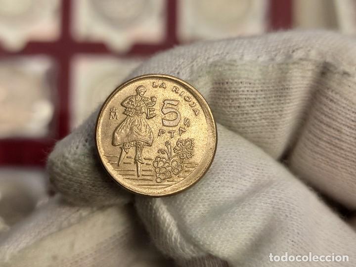 Monedas con errores: Espa&ntilde;a Error 5 Pesetas La Rioja 1996 Km 960 - Foto 2