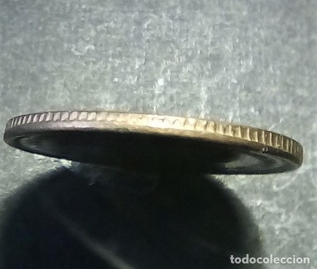 Monedas con errores: ERROR DE 1 PESETA A&Ntilde;O 1966*67 S/C DE CARTUCHO CANTO IRREGULAR. - Foto 3