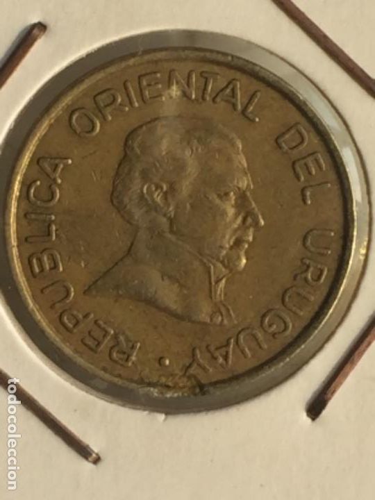 Monedas con errores: * ERRORES * DOS MONEDAS DE 2 PESOS de URUGUAY A&Ntilde;O 1994 - Foto 3
