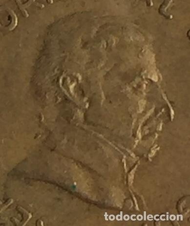 Monedas con errores: * ERRORES * DOS MONEDAS DE 2 PESOS de URUGUAY A&Ntilde;O 1994 - Foto 4