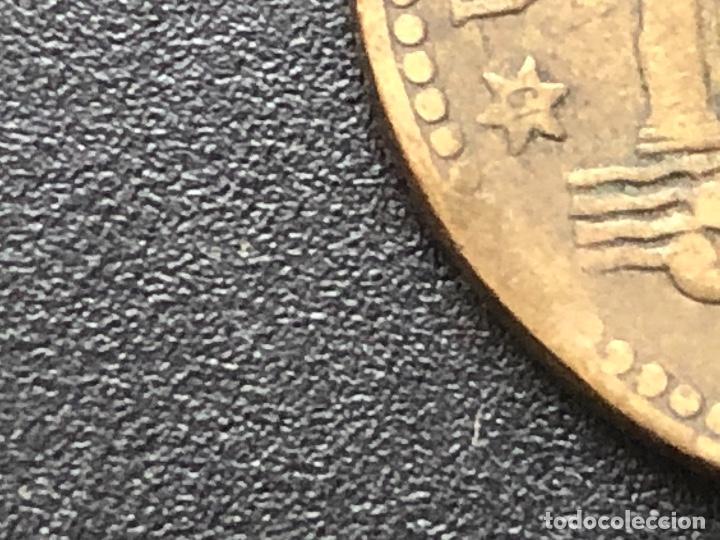 Monedas con errores: 1 peseta 1953 error - Foto 4