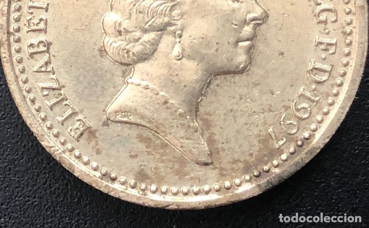 Monedas con errores: 1 libra (one pound) de 1997, DECUS al rev&eacute;s y m&aacute;s errores - Foto 3