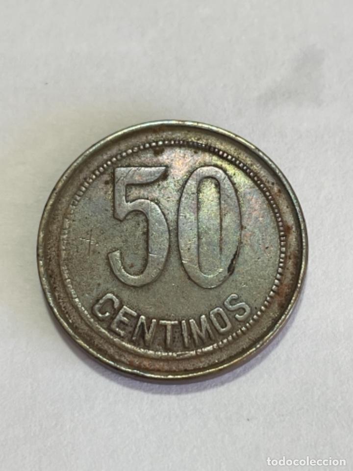 Monedas con errores: * ERROR * 50 c&eacute;ntimos 1937. SIN ESTRELLAS Y ORLA DE PUNTOS CUADRADOS - Foto 2