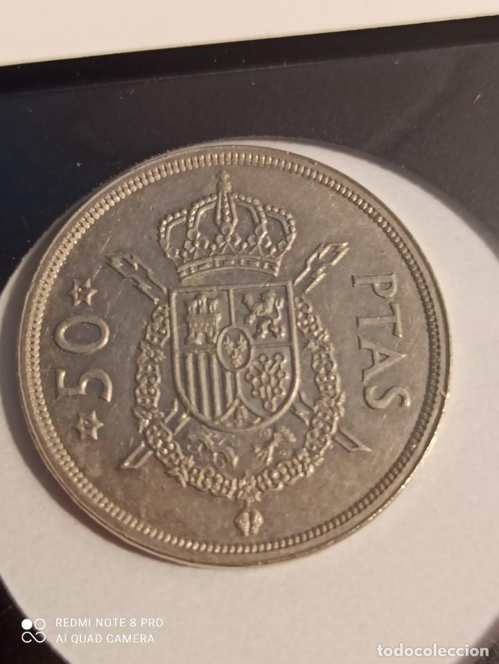 Monedas con errores: 50 pesetas 1975 *79 EBC error listel desplazado - Foto 2