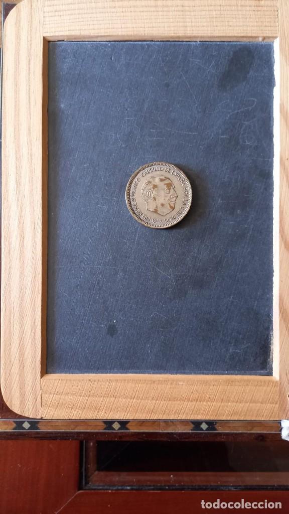 Monedas con errores: Magistral Falsa moneda de 50 Ptas. - Foto 1