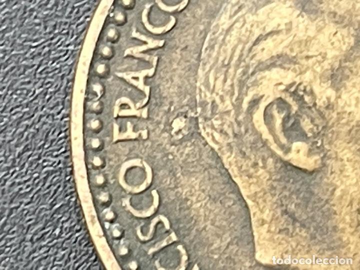 Monedas con errores: 1 peseta 1947 *49 - Foto 1