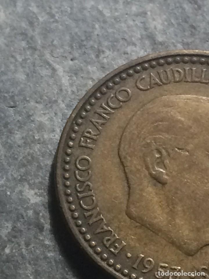 Monedas con errores: ESPA&Ntilde;A 1 PESETAS 1953 *5-. ERROR HILOS DE METAL - Foto 4