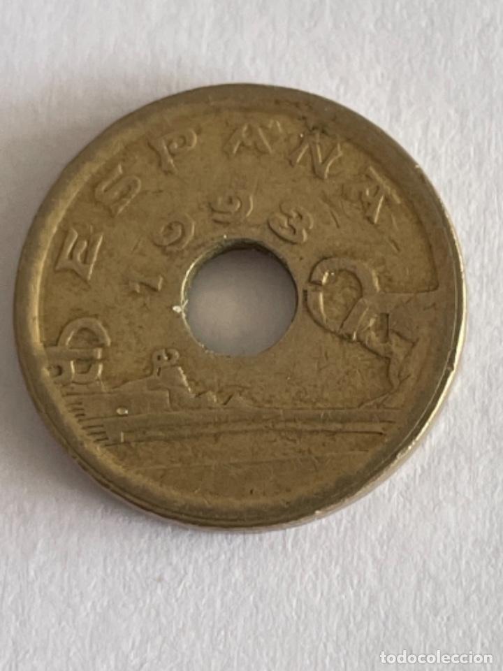 Monedas con errores: * ERROR * 25 PTAS 1993 LISTEL GRUESO EN ANVERSO Y REVERSO. - Foto 2