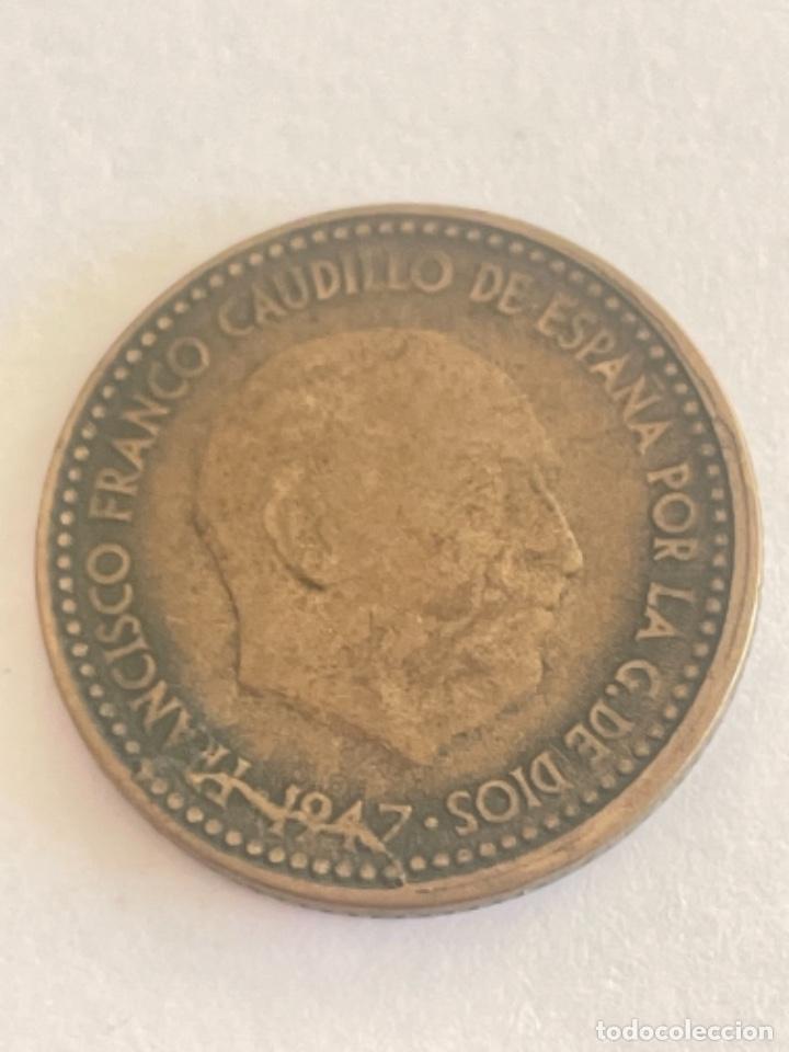 Monedas con errores: * ERROR * 1 PTA 1947*54. CU&Ntilde;O PREDESCANTILLADO - Foto 1