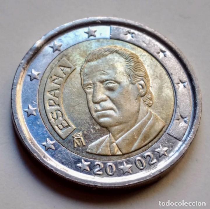 Monedas con errores: MONEDA 2 EUROS ESPA&Ntilde;A 2002 CON ERROR DE CORTE EN EL CANTO - Foto 4