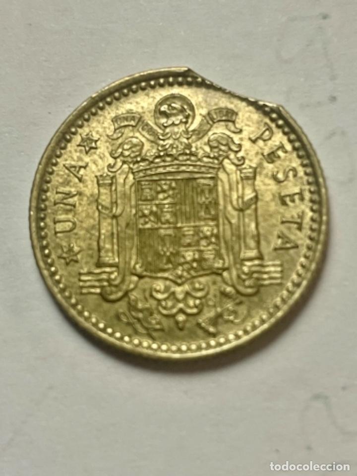 Monedas con errores: * ERROR * 1 peseta a&ntilde;o 1966*75. SEGMENTADA - Foto 2