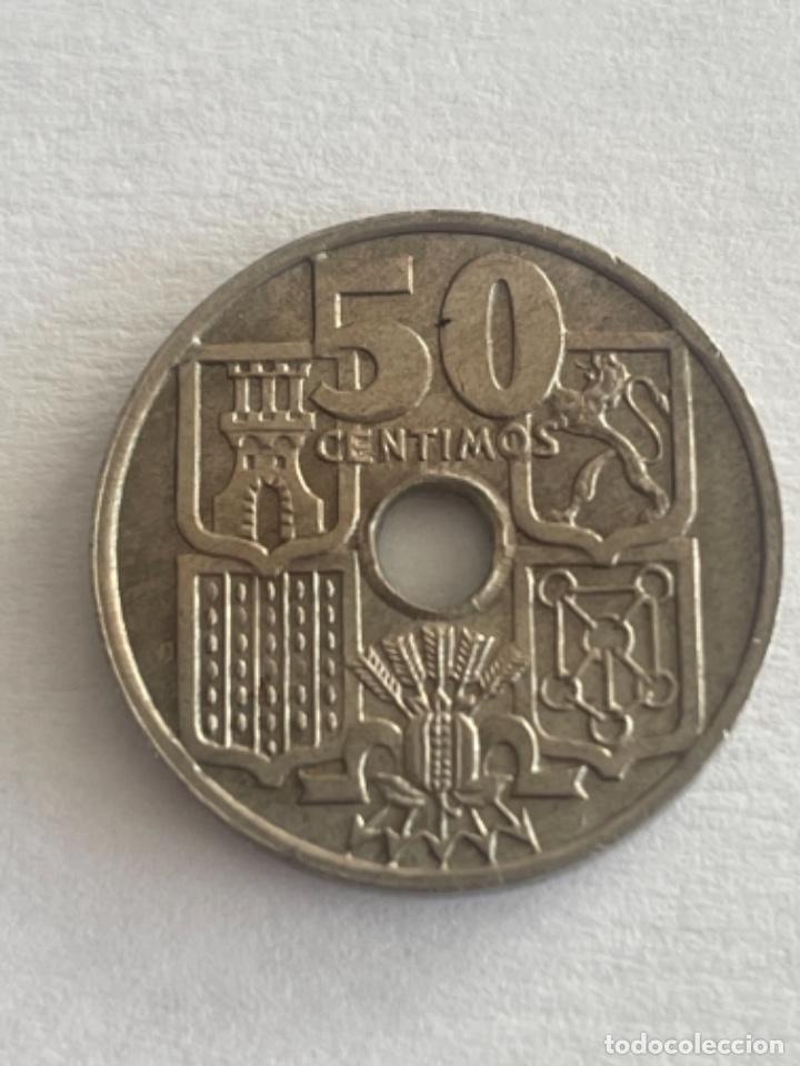 Monedas con errores: * ERROR * FLECHAS INVERTIDAS 50 CENTIMOS A&Ntilde;O 1949*51 EXTRAORDINARIA - Foto 1