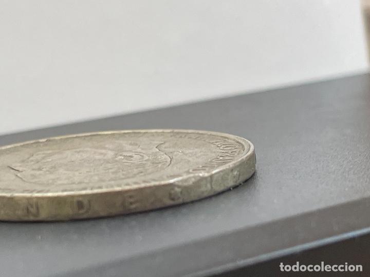 Monedas con errores: 100 pesetas 1966 *67 variante 1 en punta - Foto 11