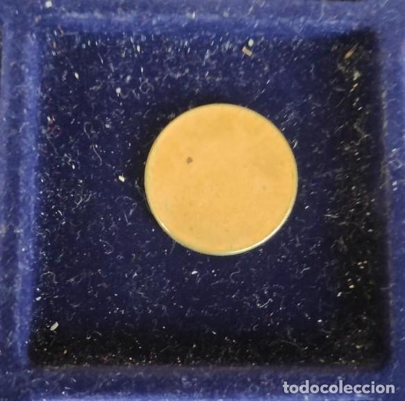 Monedas con errores: ESTADO ESPA&Ntilde;OL 1 PESETA -ERROR- COSPEL SIN ACU&Ntilde;AR - Foto 2