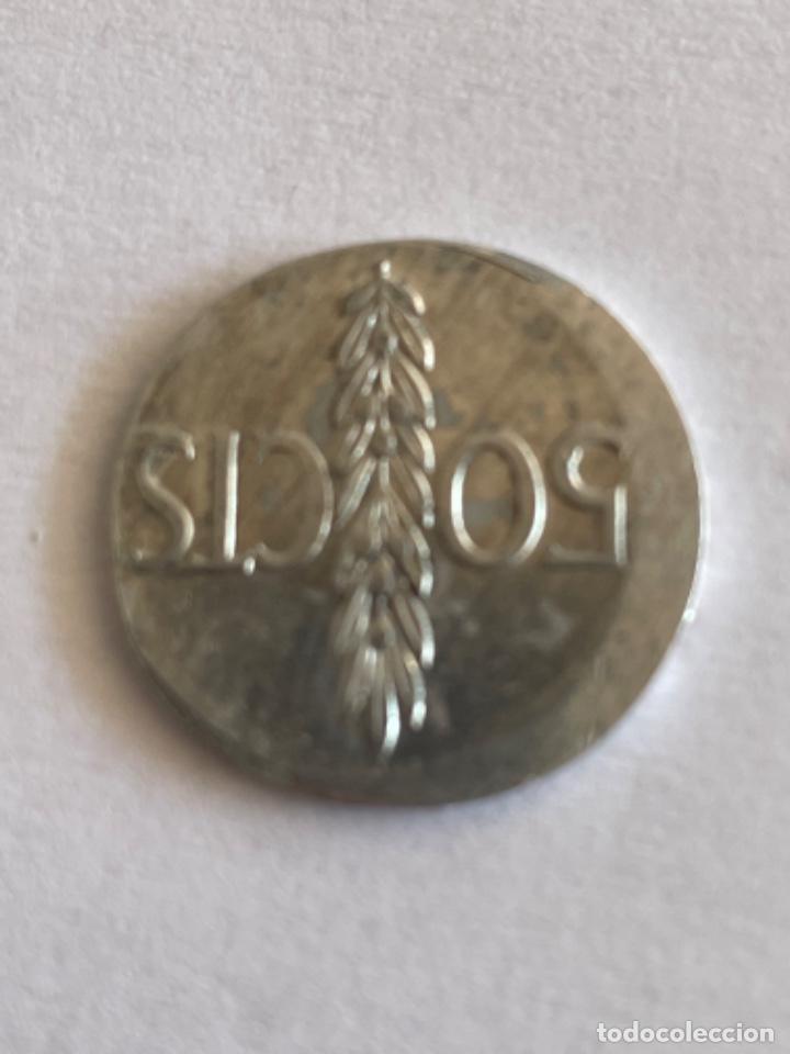 Monedas con errores: * ERROR * 50 C&Eacute;NTIMOS 1966*71. DESPLAZADA - Foto 2