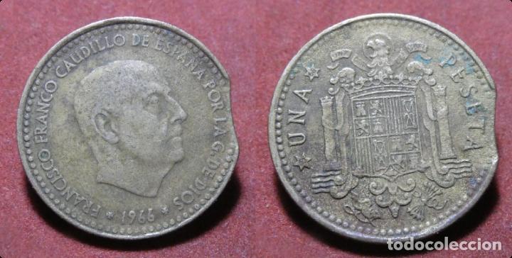 Monedas con errores: Error de acu&ntilde;aci&oacute;n moneda de 1 Peseta 1966*68 Segmentada final de riel - Foto 1