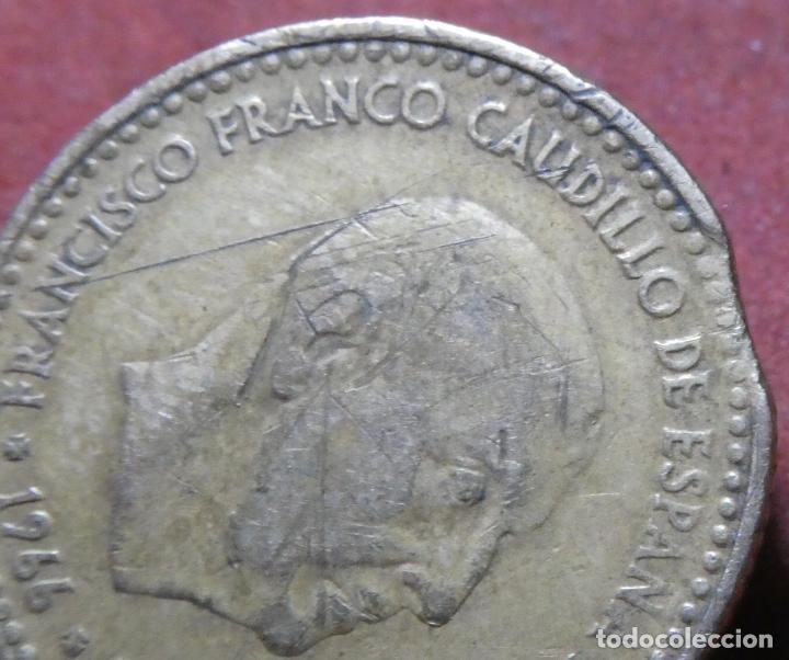 Monedas con errores: Error de acu&ntilde;aci&oacute;n moneda de 1 Peseta 1966*69 Segmentada final de riel - Foto 2