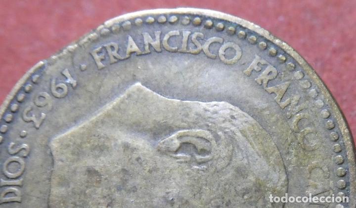 Monedas con errores: Error de acu&ntilde;aci&oacute;n moneda de 1 Peseta 1963 Segmentada final de riel - Foto 3