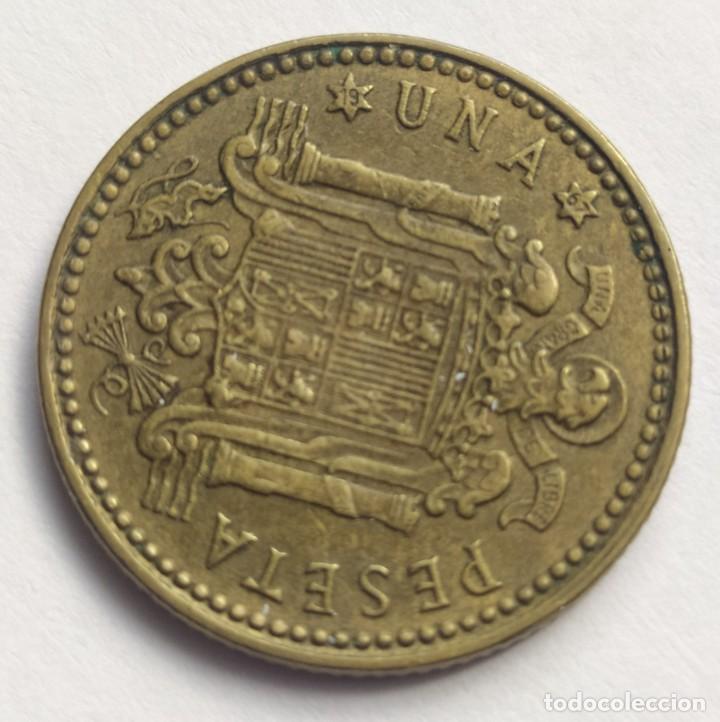 Monedas con errores: ## Error ## 1 Peseta 1966-67 reverso girado ## - Foto 1