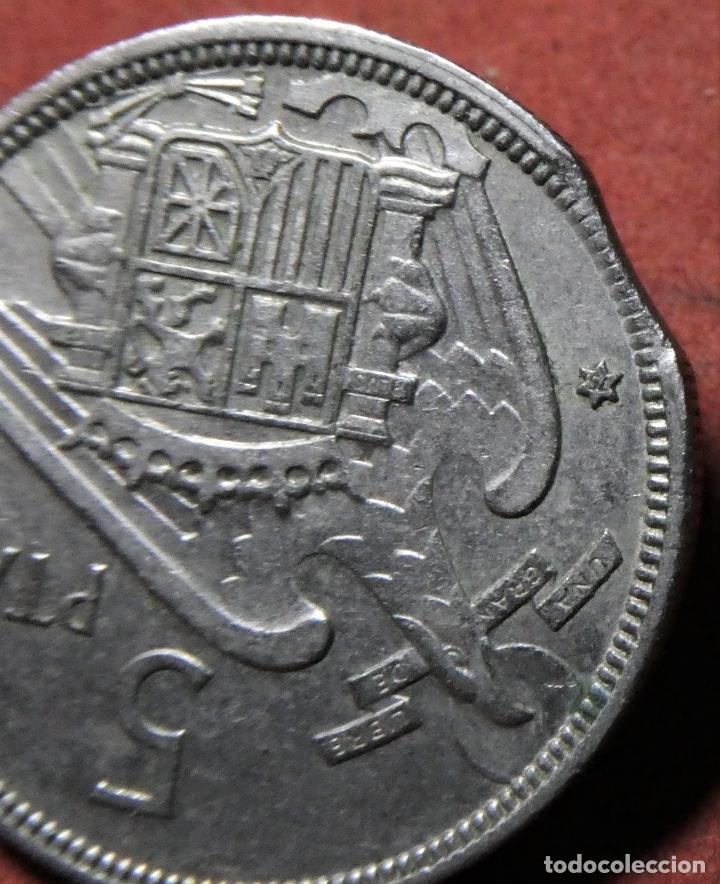 Monedas con errores: Error de acu&ntilde;aci&oacute;n 5 Pesetas 1957*75 Acu&ntilde;aci&oacute;n Segmentada - Foto 2