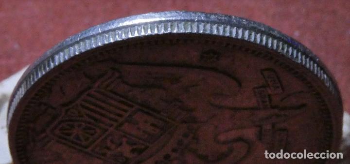 Monedas con errores: Error de acu&ntilde;aci&oacute;n moneda de 5 Pesetas 1957*75 Canto Corona - Foto 2