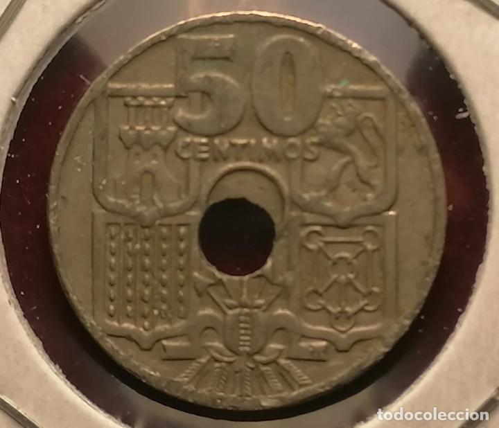 Monedas con errores: 50 centimos 1963 * 64 Taladro desplazado - Foto 2