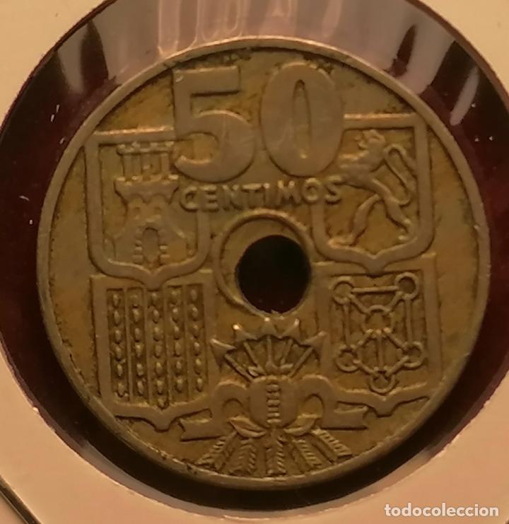 Monedas con errores: 50 centimos 1949 * 51 Taladro desplazado - Foto 2