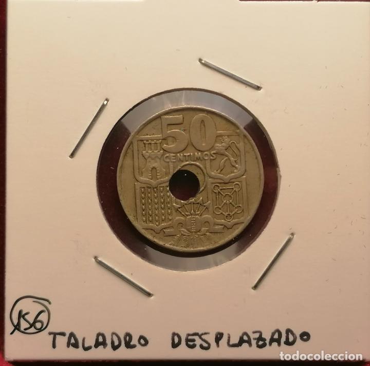 Monedas con errores: 50 centimos 1949 * 52 Taladro desplazado - Foto 1