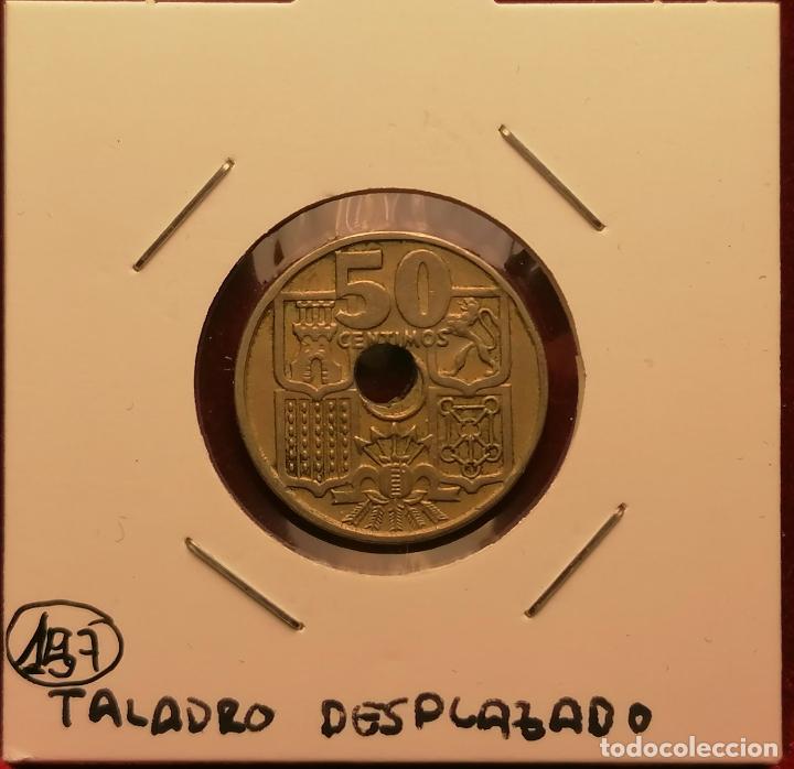 Monedas con errores: 50 centimos 1949 * Taladro desplazado - Foto 1