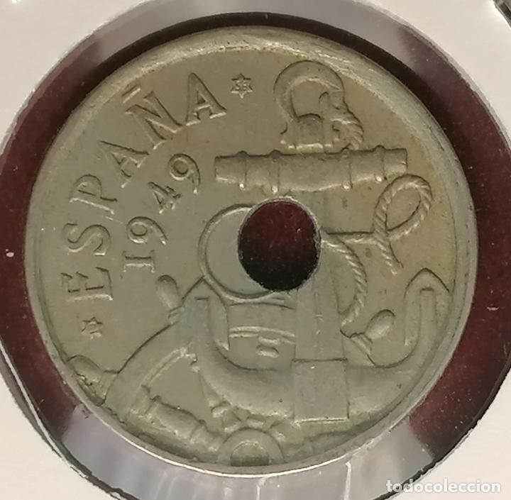 Monedas con errores: 50 centimos 1949 * 56 Taladro desplazado - Foto 3