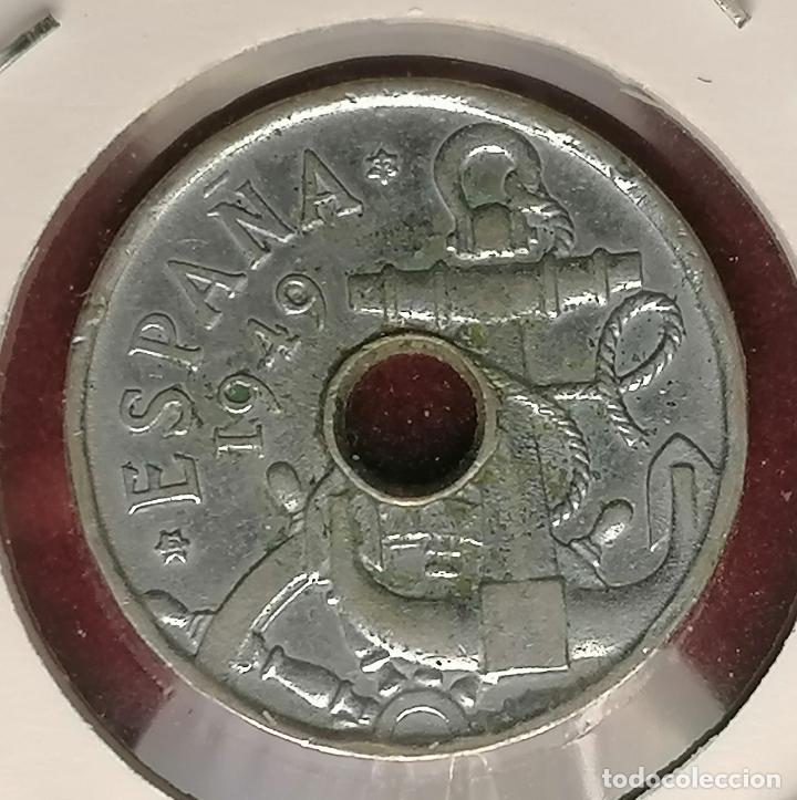 Monedas con errores: 50 centimos 1949 * 52 Diferente material - Ba&ntilde;o - Foto 3