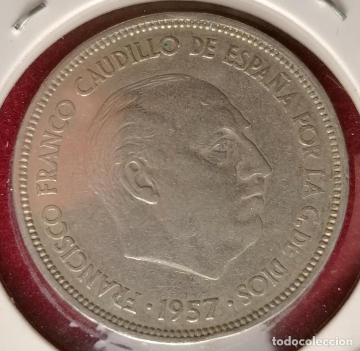 Monedas con errores: 25 pesetas 1957 * 65 Rama en pico - Foto 3