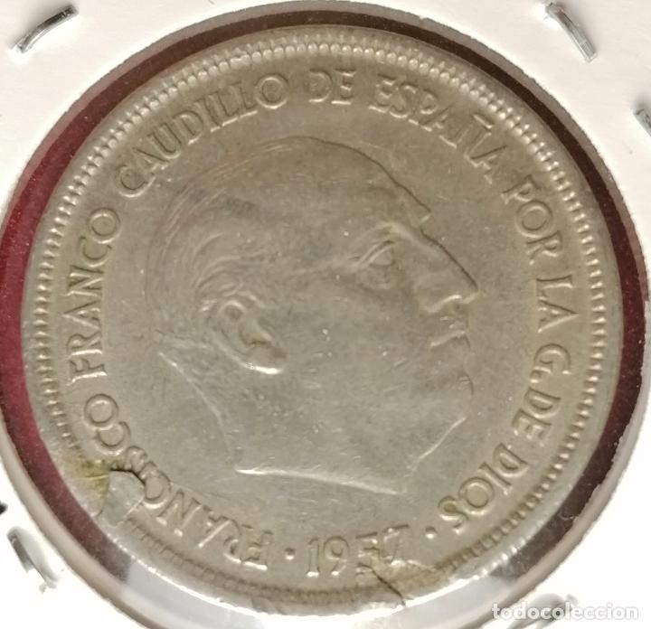 Monedas con errores: 25 pesetas 1957 * 69 Empaste Laminacion Hoja - Foto 3