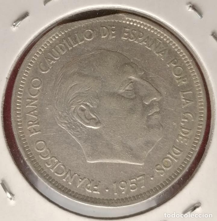 Monedas con errores: 50 pesetas 1957 * 71 Segmentada recta - Foto 3