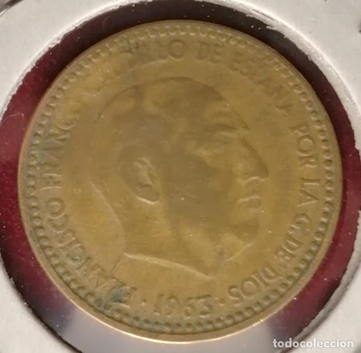 Monedas con errores: 1 peseta 1963 * 65 Empaste - Foto 3